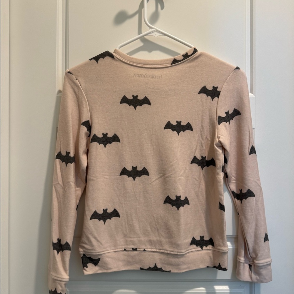 Brokedown All Over Bat Sweatshirt in Sandshell Halloween Fall Size 10 Girls - Picture 3 of 5